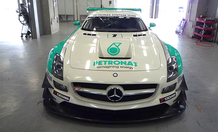 ZfX~[eBO IN FUJIPETRONAS SLS GT3