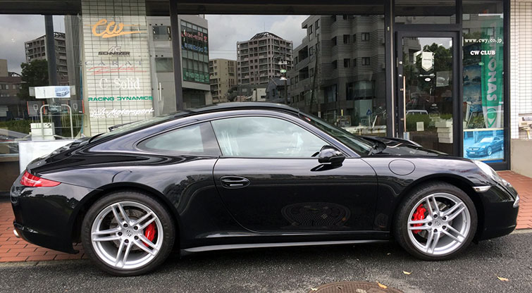 PORSCHE Carrera4