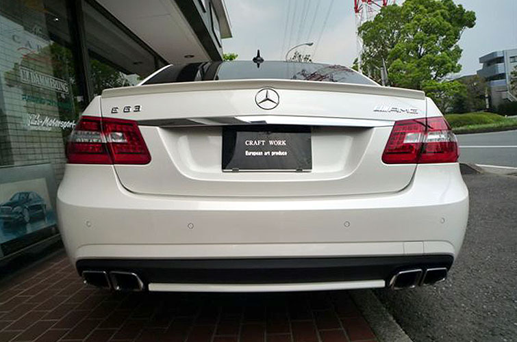 '12 W212 E63BITURBO(�_�C�������h�z���C�g)
