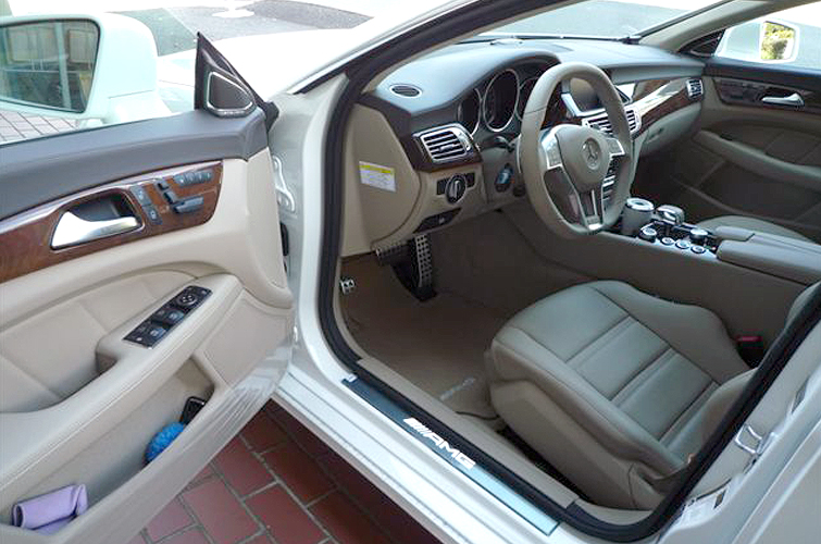 '12 W218 CLS63BITURBO(�_�C�������h�z���C�g)