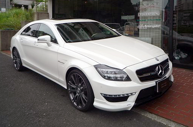 Carlsson W218 CLS63�t�����g���b�v�X�|�C�C���[��RS���b�v�X�|�C���[ �_�C�������h�z���C�g�E�\���b�hBK�c�[�g���XCK63RS�X�y�V�����y�C���g