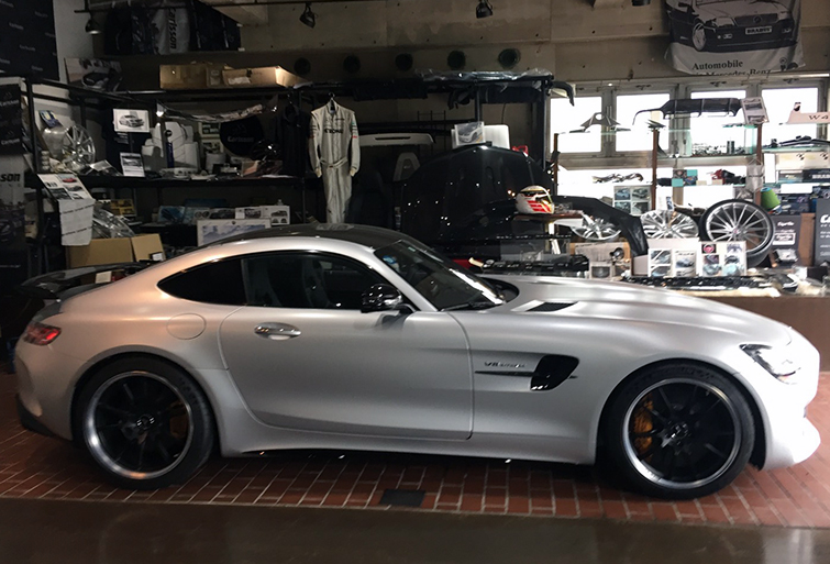 AMG GTR (CWEVo[}Om)