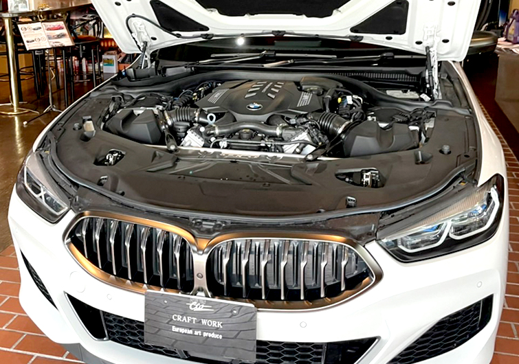 BMW M850i