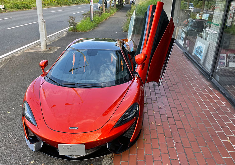 McLaren570S[tfUCJbg{H